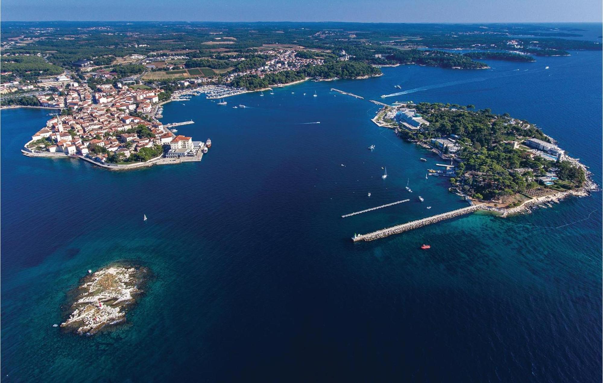 Pet Friendly Apartment In Porec With Wifi Exterior foto
