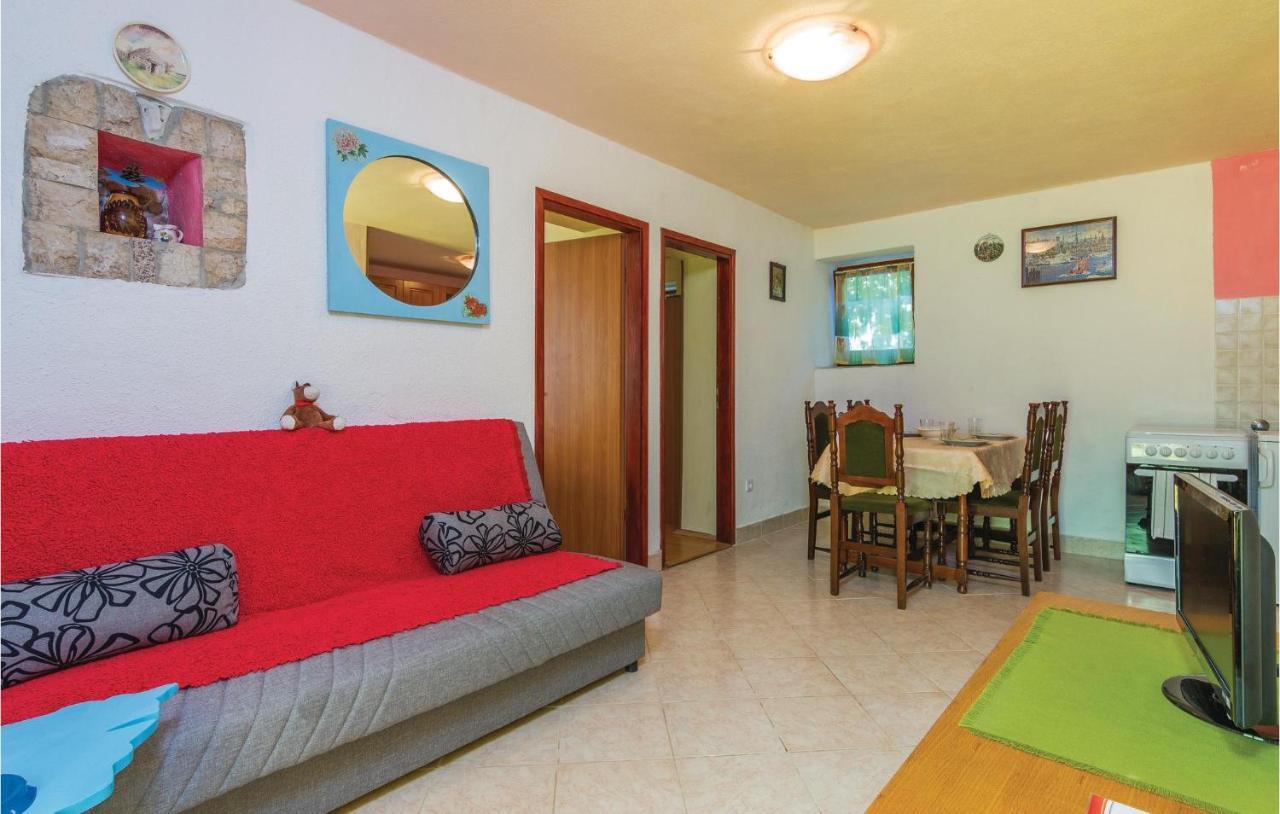 Pet Friendly Apartment In Porec With Wifi Exterior foto
